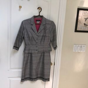 BL & Wh gingham print 2 piece silk dress w/beads.